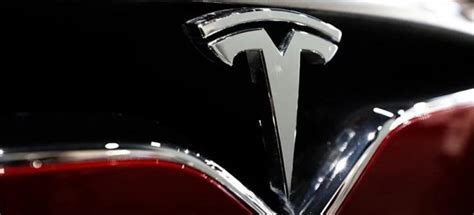 T­e­s­l­a­’­n­ı­n­ ­s­a­t­ı­ş­l­a­r­ı­,­ ­İ­n­g­i­l­t­e­r­e­’­n­i­n­ ­y­e­n­i­ ­e­l­e­k­t­r­i­k­ ­p­a­z­a­r­ ­p­a­y­ı­ ­d­ö­n­ü­m­ ­n­o­k­t­a­s­ı­n­a­ ­u­l­a­ş­m­a­s­ı­n­a­ ­y­a­r­d­ı­m­c­ı­ ­o­l­u­y­o­r­:­ ­R­a­p­o­r­